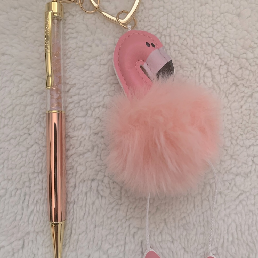 Betsey Johnson Pen